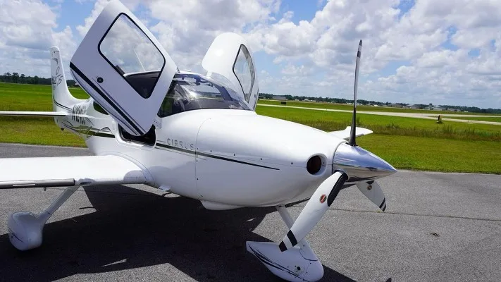2006 Cirrus SR22-G2