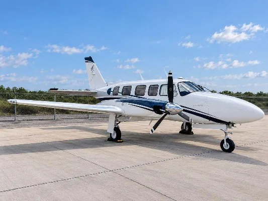 Exterior view of a 1979 Piper Navajo Chieftain PA-31-350, C6-BSL.