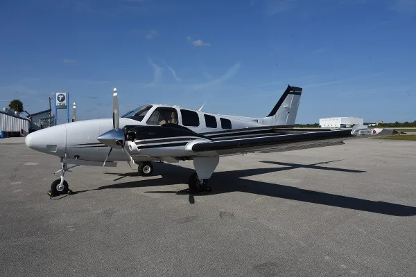 2007 Beech Baron G58 G1000/FIKI/AC/LR Fuel