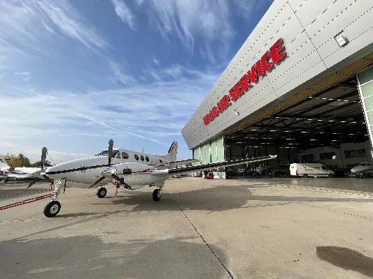 Marketing image of a 1981 Beech King Air C90.