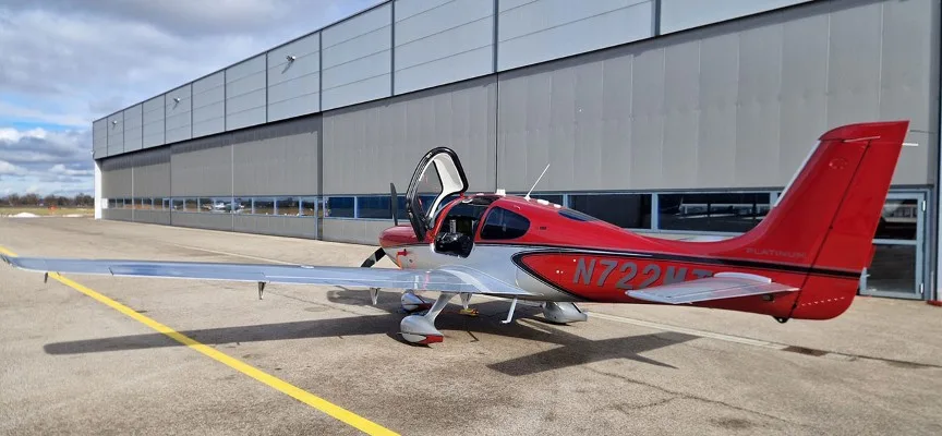 2023 Cirrus SR22-G6