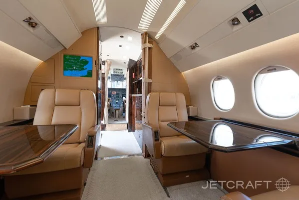 1996 Falcon 2000