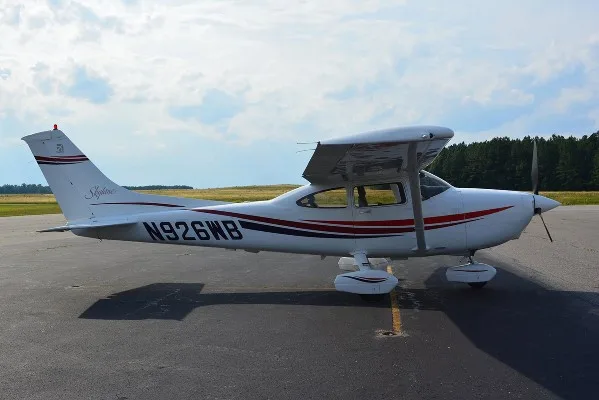 2000 Cessna 182S