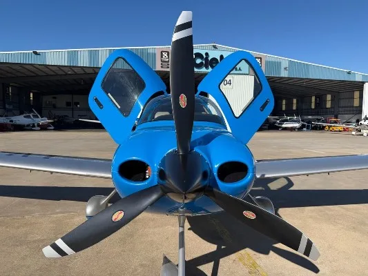 2021 Cirrus SR22-G6 GTS