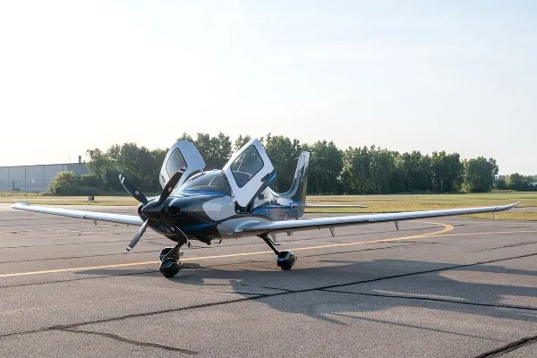 2021 Cirrus SR22T-G6 GTS