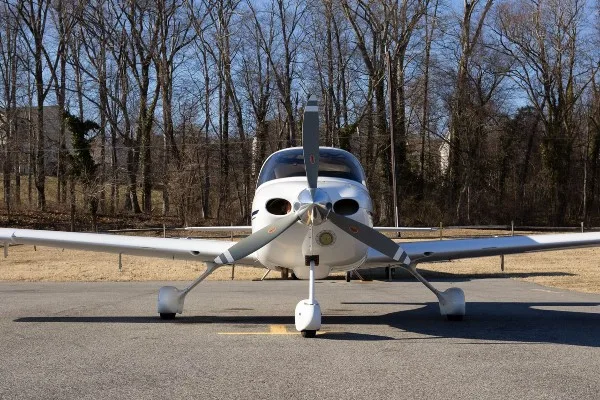 2002 Cirrus SR22 G1