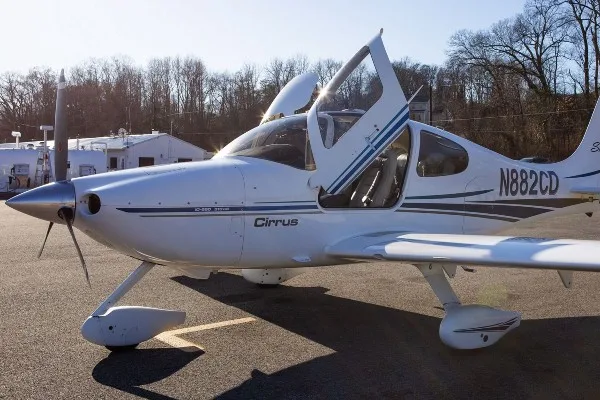 2002 Cirrus SR22 G1