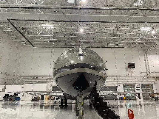 Exterior view of a 2009 Bombardier Global XRS, T7-MDVR.