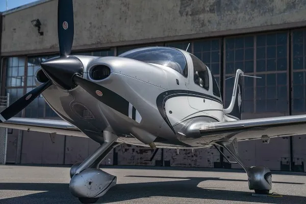 2014 Cirrus SR22-G5 GTS