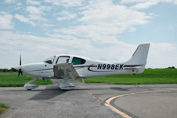 2016 Cirrus SR22-G5