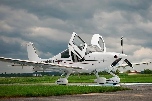 2016 Cirrus SR22-G5