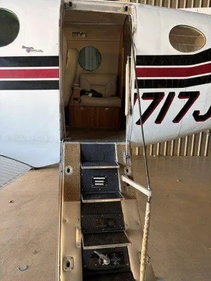 1975 Beech King Air C90