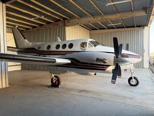 1975 Beech King Air C90