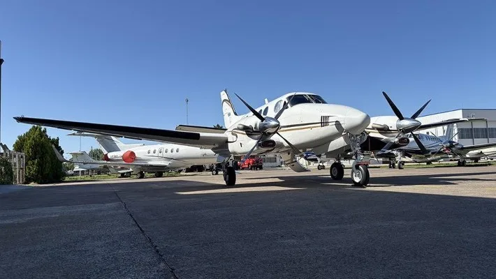2005 Beech King Air C90B