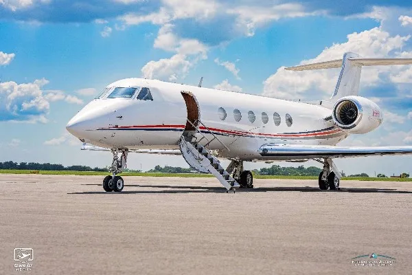 2000 Gulfstream G-V