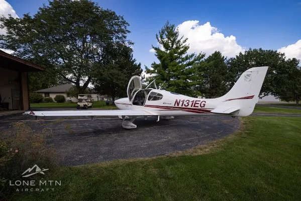 2002 Cirrus SR20