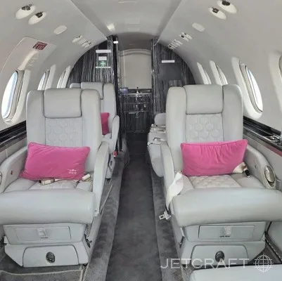2008 Hawker 750