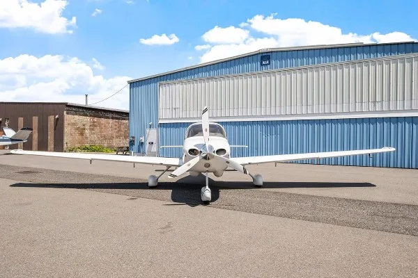 2000 Cirrus SR22 G1