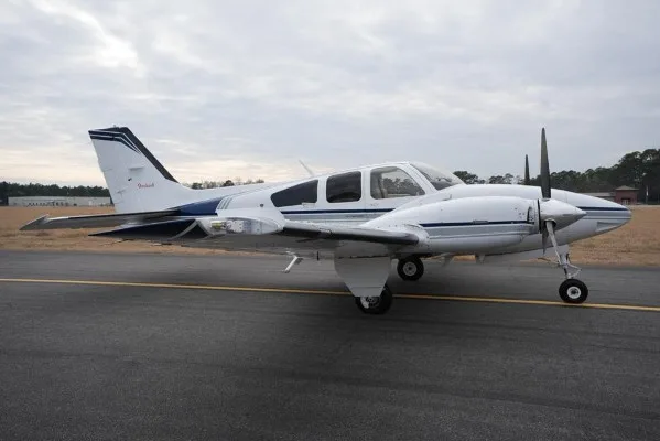 1981 Beech Baron E55