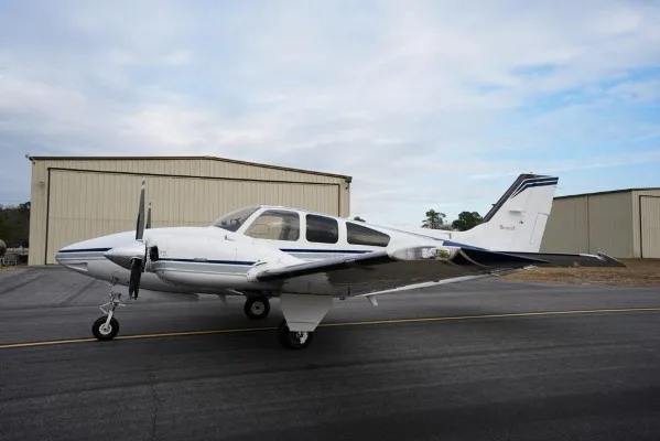 1981 Beech Baron E55
