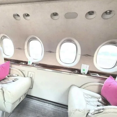 Cabin interior of a 2006 Hawker 800XP.
