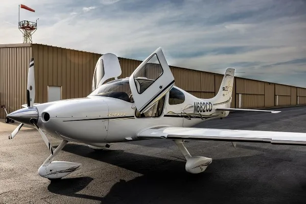 2006 Cirrus SR22-G2 GTS