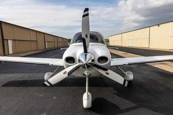 2006 Cirrus SR22-G2 GTS