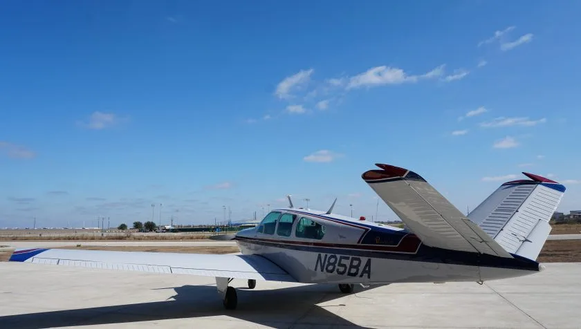 Exterior view of a 1968 Beechcraft Bonanza V35A SN D-8820, N85BA.