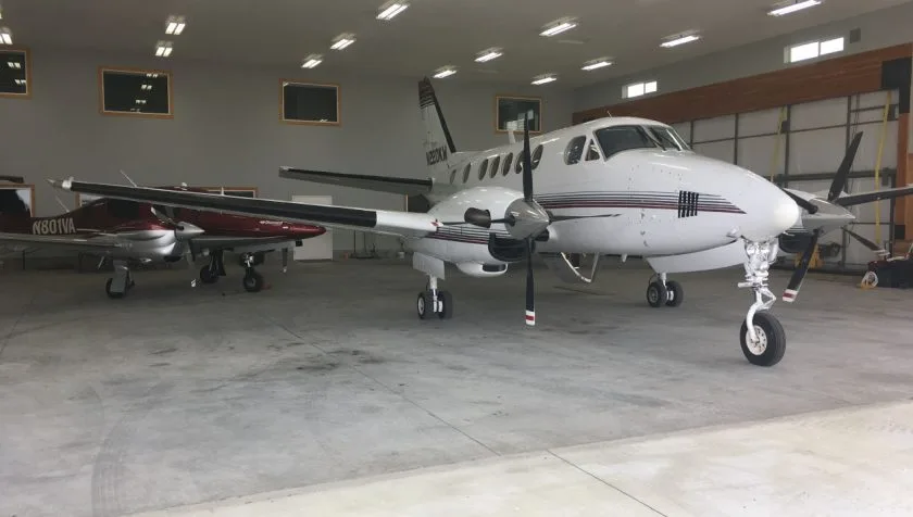 Exterior view of a 1974 Beechcraft King Air A100 B-0185, N270KW.
