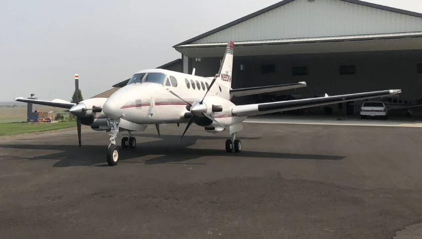Exterior view of a 1974 Beechcraft King Air A100 B-0185, N270KW.