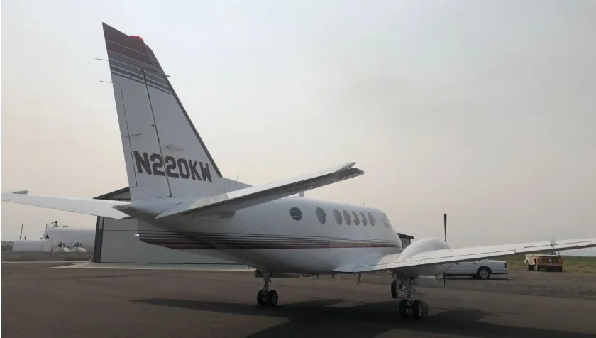 Exterior view of a 1974 Beechcraft King Air A100 B-0185, N270KW.
