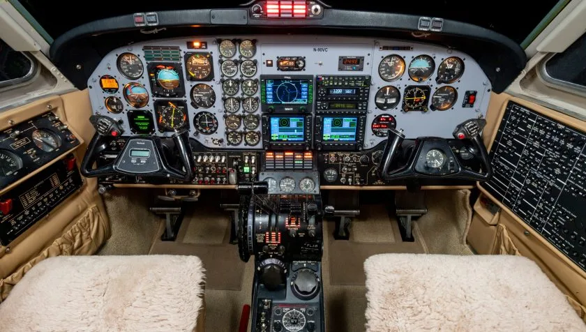 Cockpit and instrument panel of a 1981 Beechcraft King Air F90 LA-83.