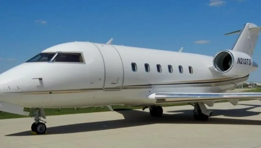 Exterior view of a 1983 Bombardier Challenger 601-1A 3013, N213TS.