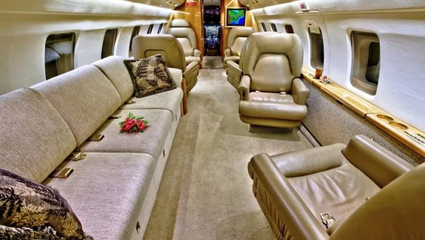 Cabin interior of a 1983 Bombardier Challenger 601-1A 3013.