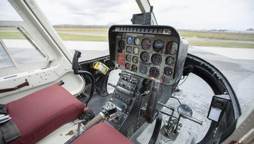 Cockpit and instrument panel of a 1985 Bell 206L3 51146.