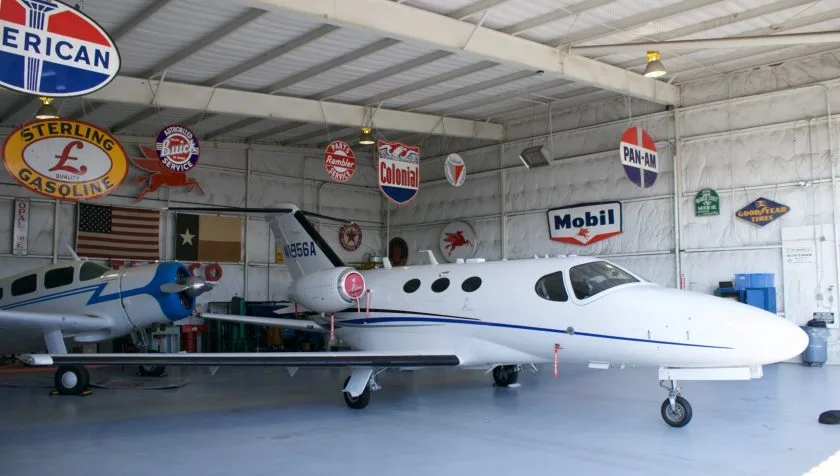Exterior view of a 2010 Cessna Citation Mustang 510-0305, N1956A.