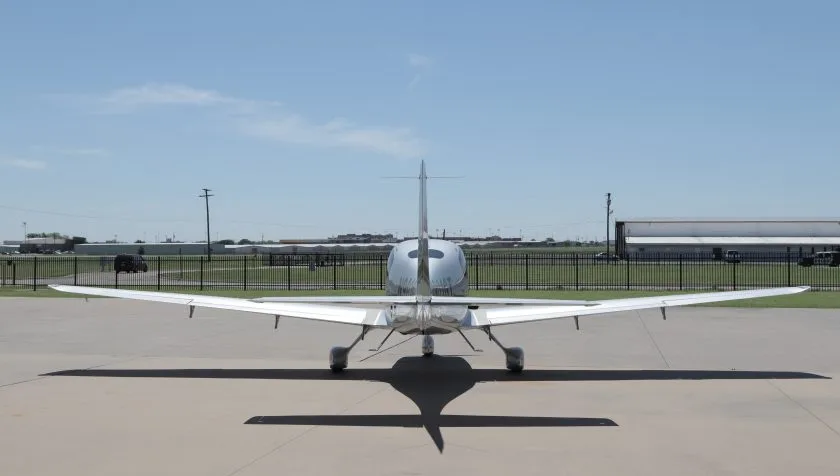 Exterior view of a 2011 Cirrus SR-22 G3 3788, N901GT.