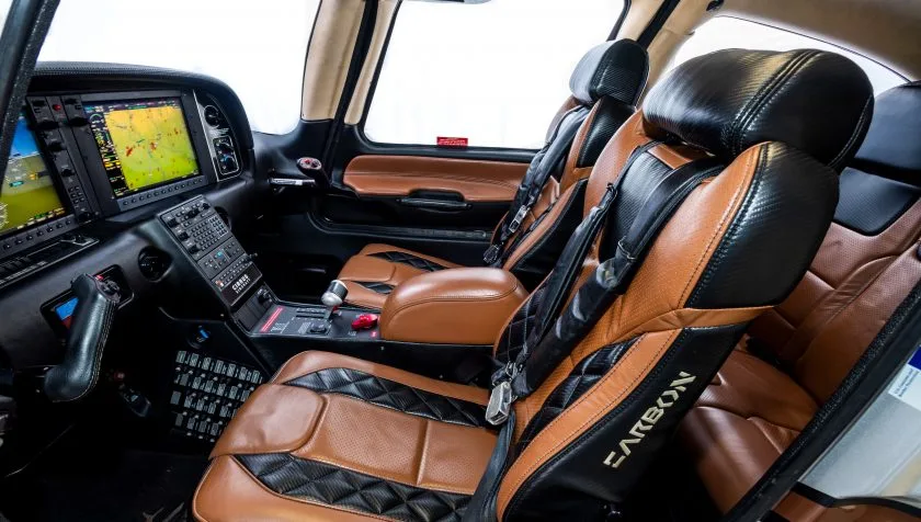 Cabin interior of a 2015 Cirrus SR-22 G5 4275.