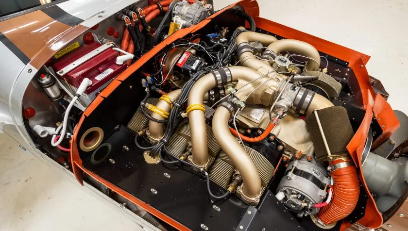 Engine detail of a 2015 Cirrus SR-22 G5 4275.