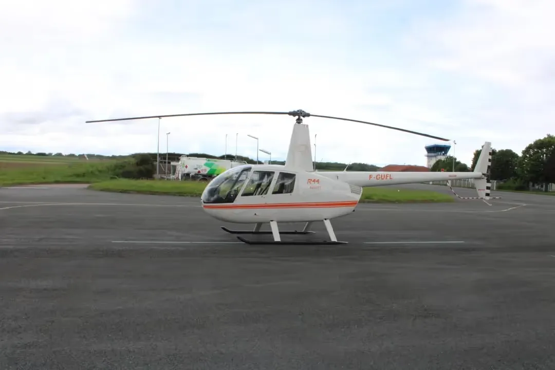 Robinson R44 Raven I F-GUFL
