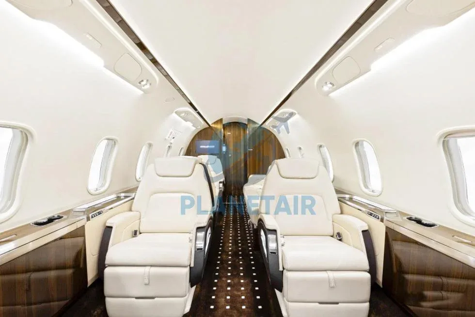 Cabin interior of a 2015 Bombardier CHALLENGER 350.
