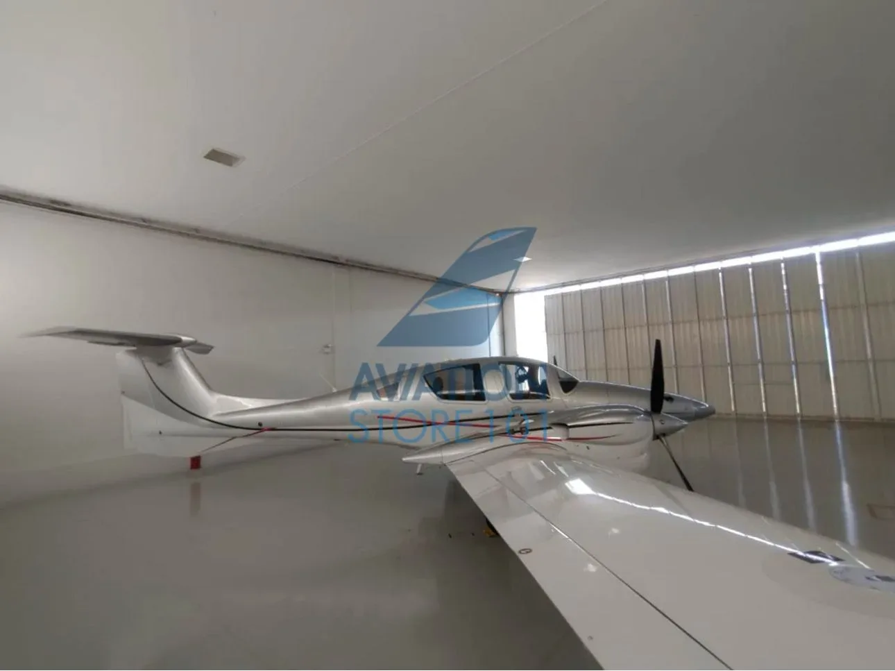 Exterior view of a 2018 Diamond DA62.