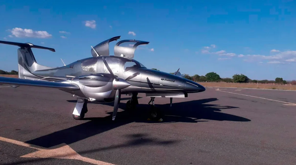 Exterior view of a 2019 Diamond DA62.