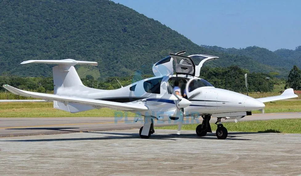 Exterior view of a 2020 Diamond DA62.