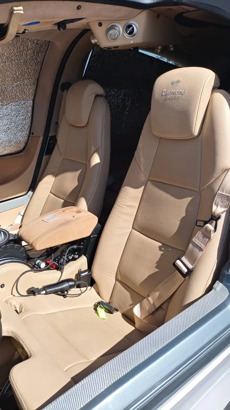 Cabin interior of a 2020 Diamond DA62.
