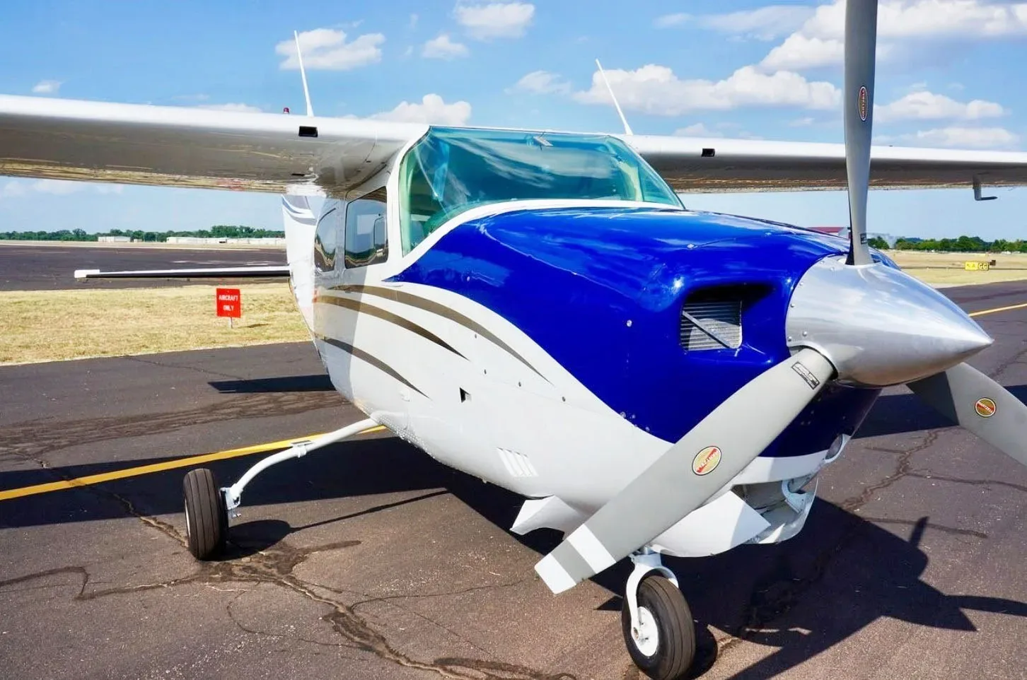 Exterior view of a 1975 Cessna 210L.