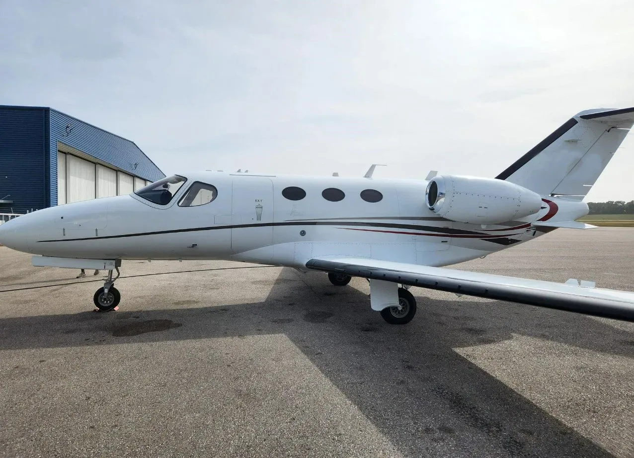 Exterior view of a 2007 Cessna 510 Citation Mustang.