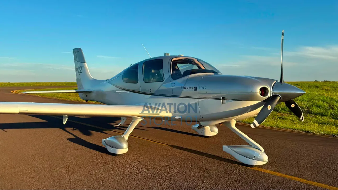 Exterior view of a 2021 Cirrus SR22-G6.