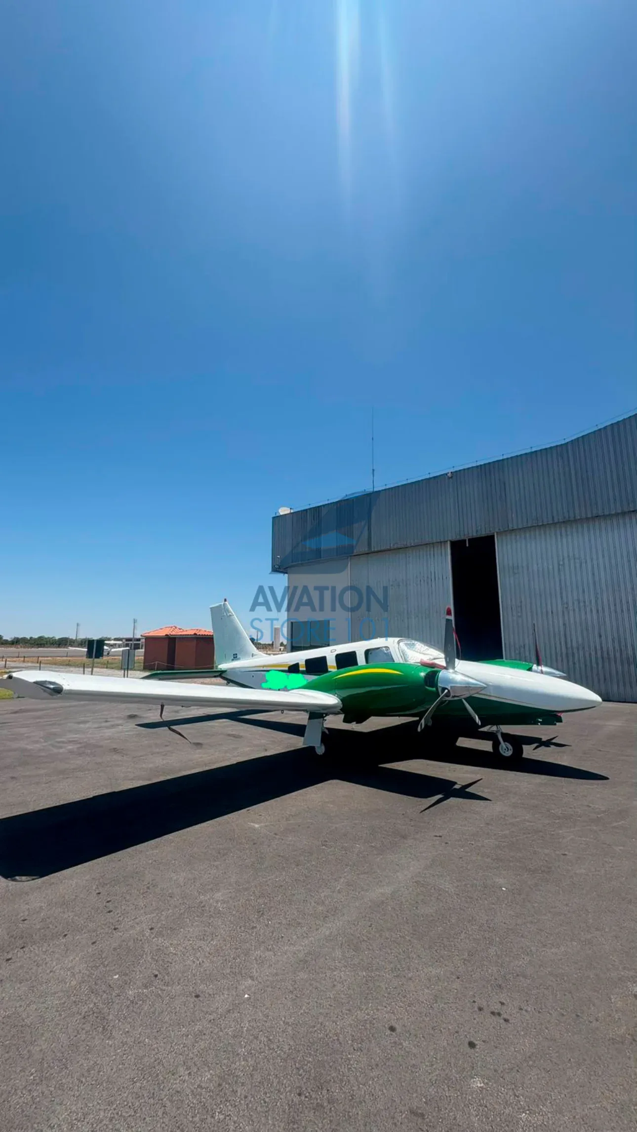Exterior view of a 1982 Embraer Seneca II EMB-810C.