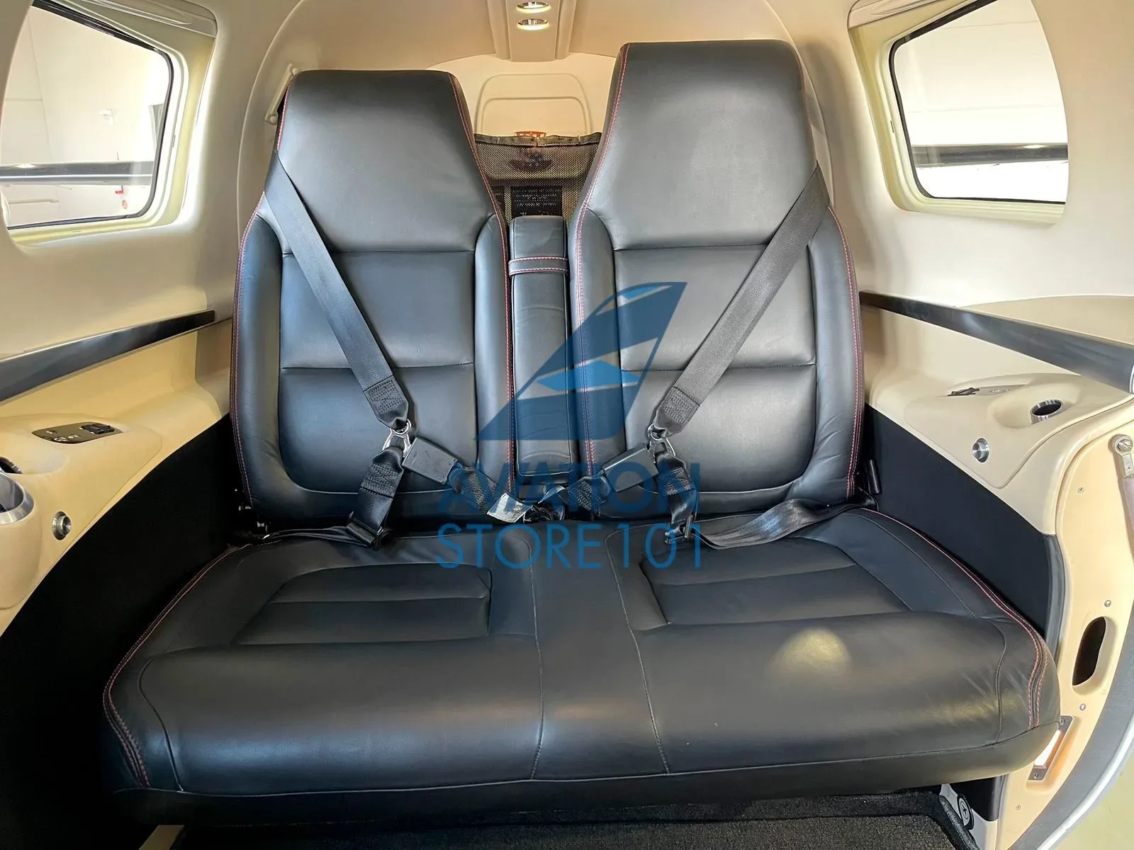Cabin interior of a 2017 Piper M600 PA-46-600TP.